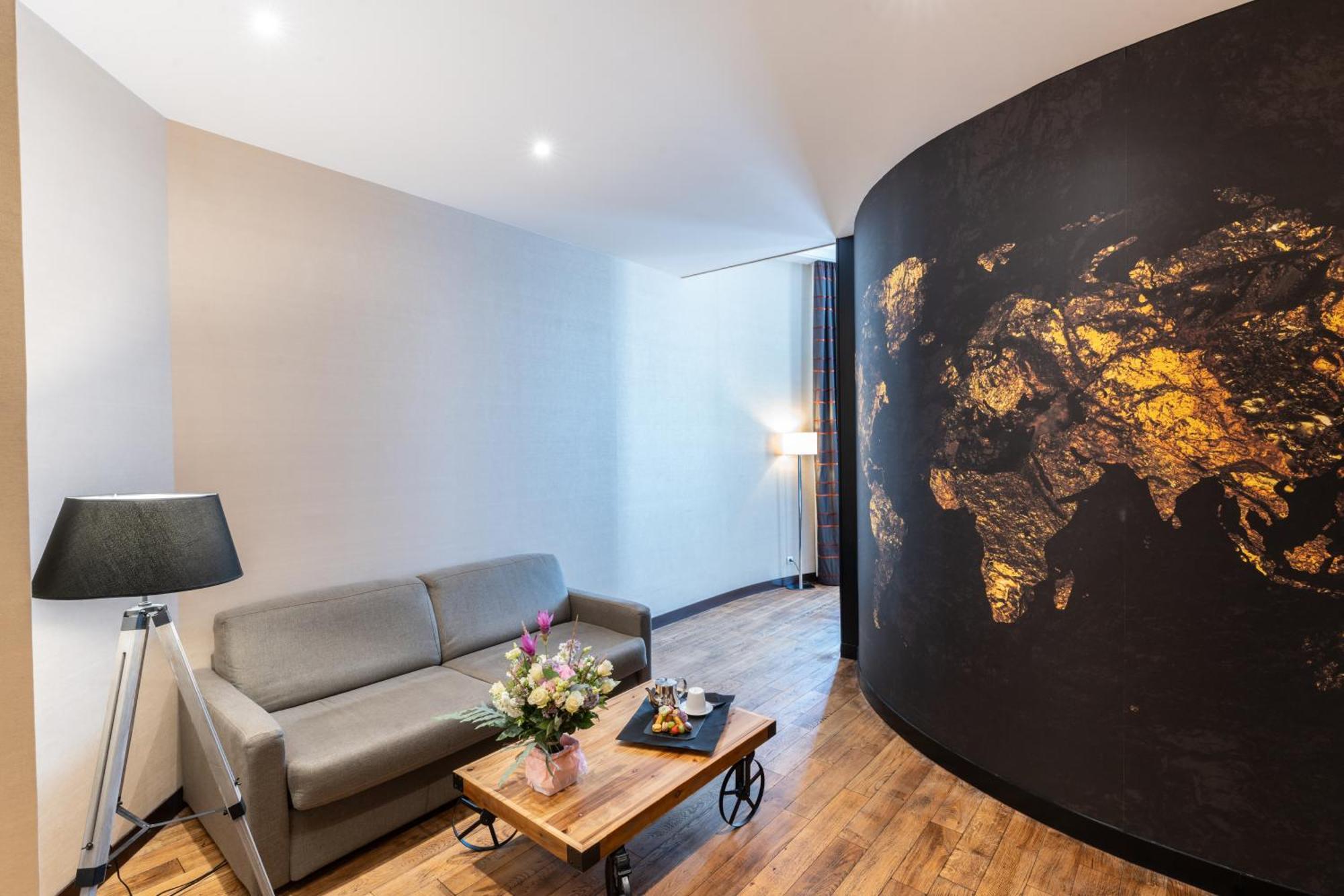 Mercure Centre 4*
